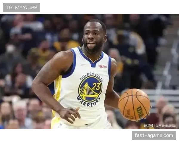 格林利用挡拆防守制造错位，提升勇士关键时刻防守效率