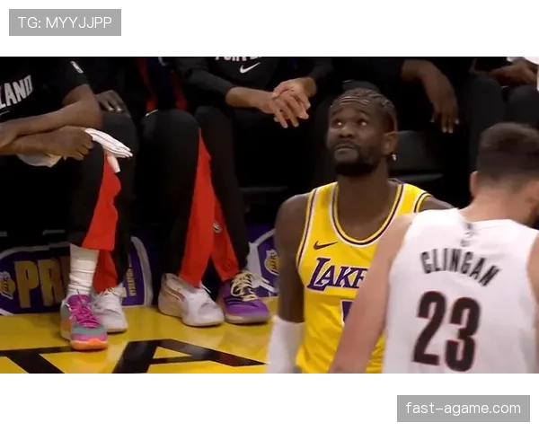 艾顿挡拆助力开拓者内线效率提升明显，拉开禁区防守差距