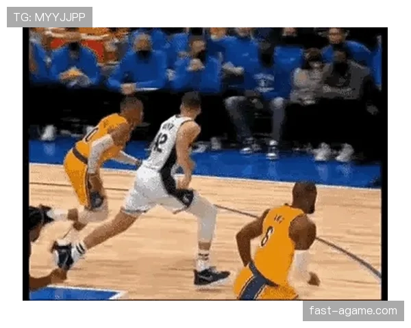 为什么“两次运球”是新人最常见的低级失误之一？